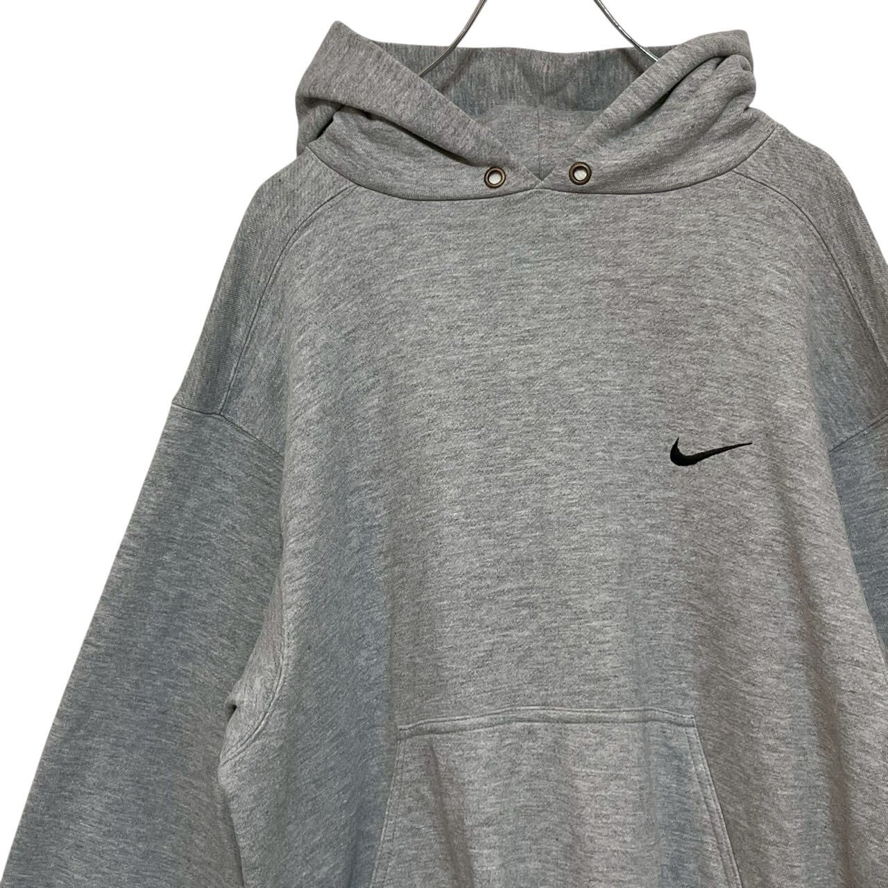 90s NIKE ナイキ　フーディー　パーカー　アメリカ製　刺繍　古着 古着 90s NIKE センター スウォッシュ ロゴ 刺しゅう スウェット