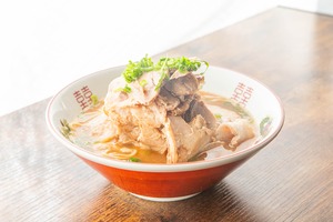 【特典付きプラン】新横浜ラーメン博物館伝説の味　和歌山ラーメン井出商店と山盛りチャーシュー500gセット（冬の温もりフェス）