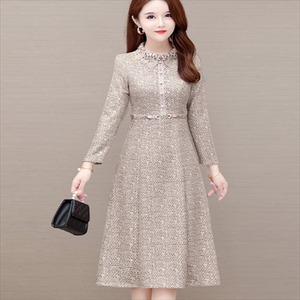 【送料無料】 ロングドレス 2色 セミドレス ワンピース ドレス dress 衣装 パーティドレス ベルティングドレス ロング ロング丈 ひざ丈 袖あり 長袖 クルーネック Aライン フレア レース キラキラ ビジュー装飾 エレガント 可愛い 大人可愛い きれいめ シンプル カジュアル シック コンサバ 華やか 大人 上品 おしゃれ お洒落 レトロ こなれ感 高見え 高級感 フェミニン 冬 30代 40代 レディース 女性用 ママ ママ服 お呼ばれ 休日 お茶会 授業参観 結婚式 二次会 パーティ 演奏会