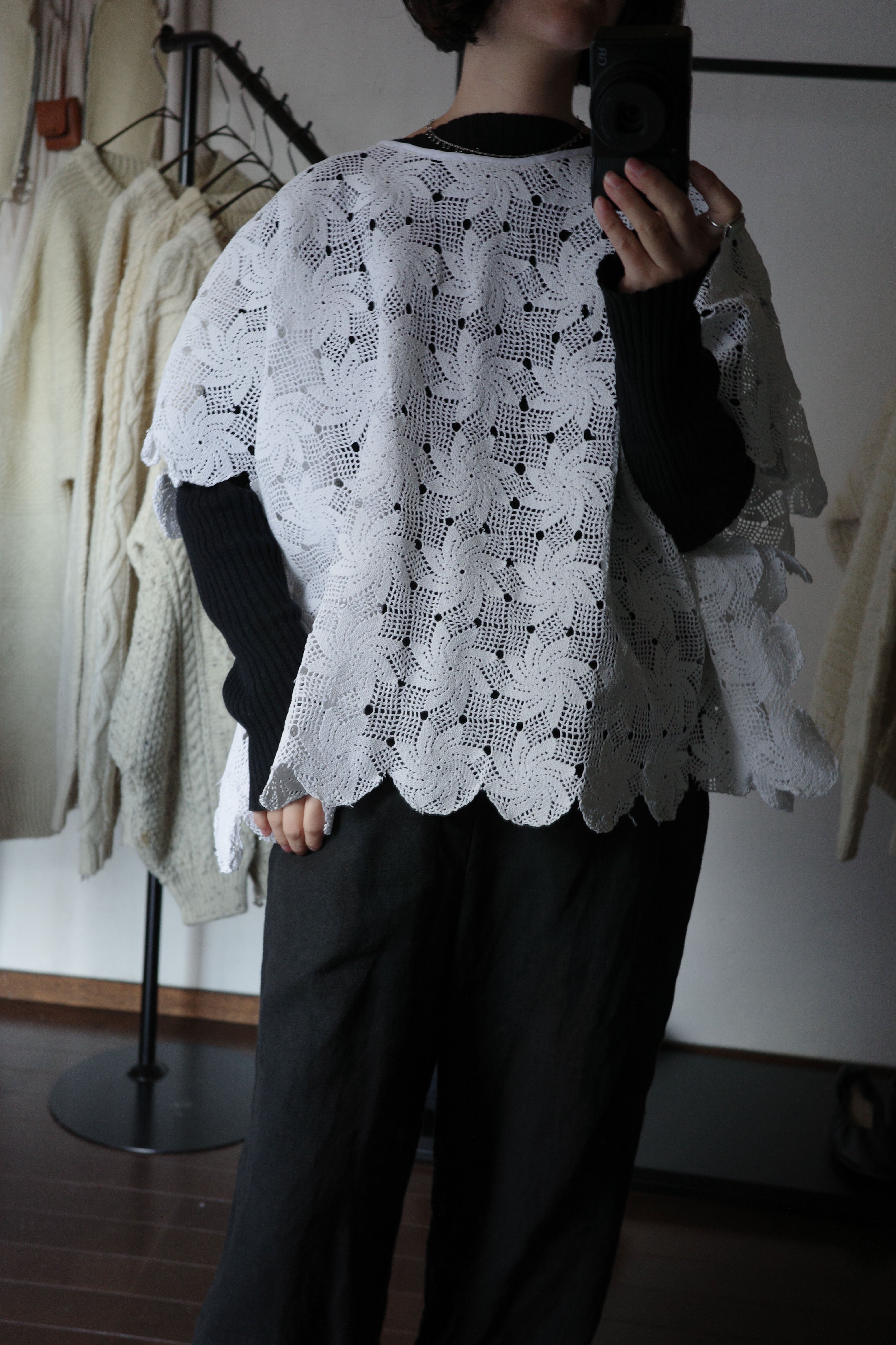 Moderate original vintage embroidery top