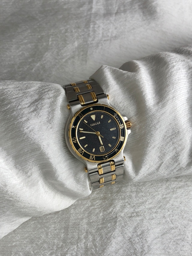 GUCCI グッチ 腕時計 シルバー×ゴールド 9700L vintage ヴィンテージ オールド vucvja