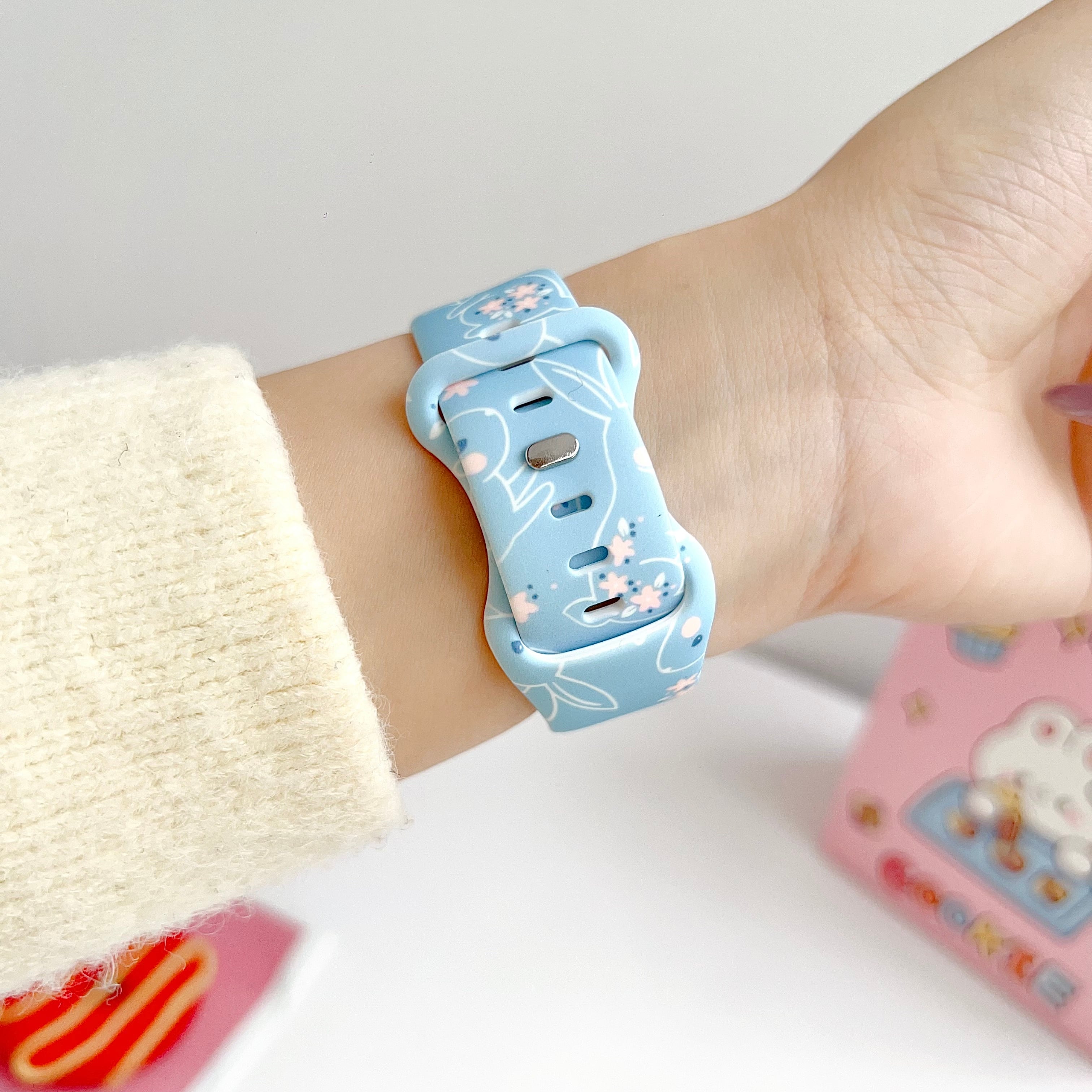 可愛い うさぎ Apple Watch シリコンバンド Series 11 10 9 8 7 SE対応