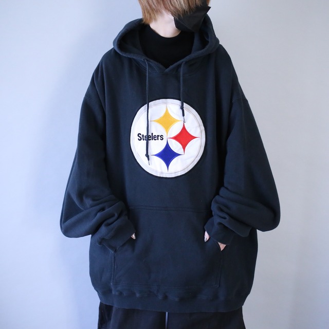 "Reebok" NFL steelers XXL over silhouette sweat parka