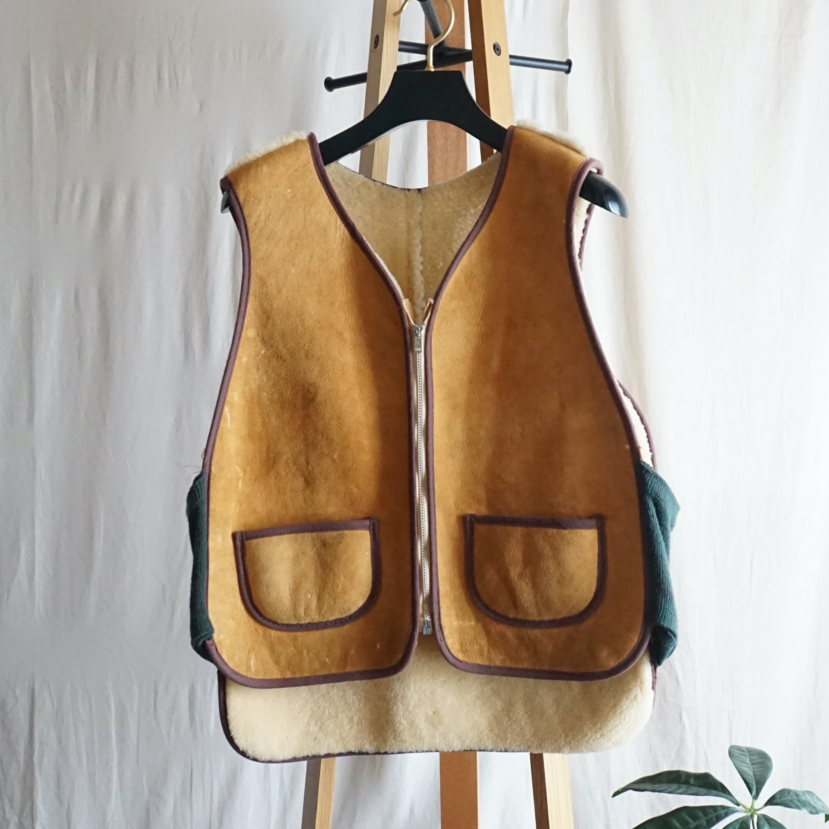アメリカ ムートンベスト 70's US [C2609] | 古着屋ベルエキップ