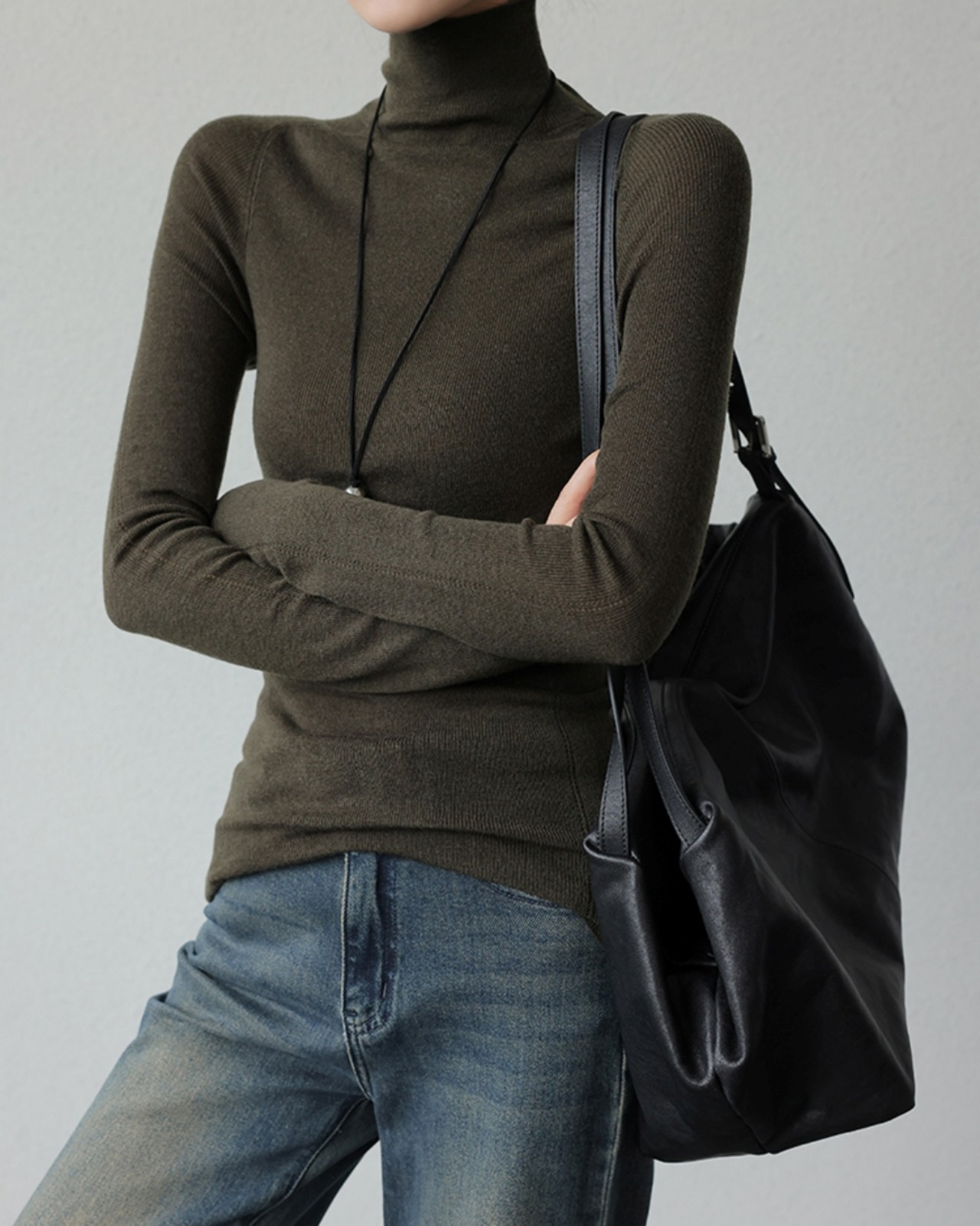 High neck knit long sleeve Top T20116