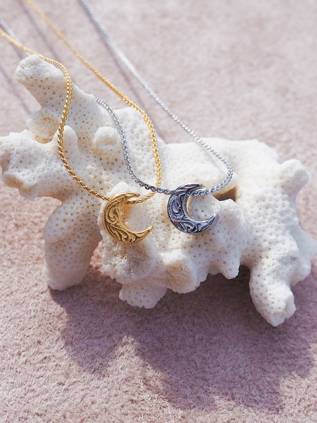 Hawaiian tiny moon necklace