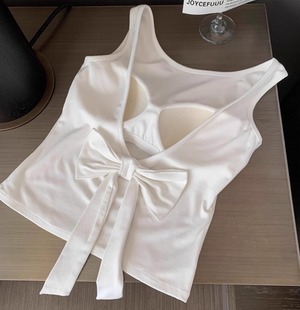 レディース トップス ショート 袖なし ノースリーブ ラウンドネック パッド付 リボン バックリボン かわいい 大人可愛い おしゃれ ラフ ガーリー 存在感 ラブリー キュート ロマンティック 無地 春 夏 秋 ロングシーズン デート お出かけ 旅行 ジム 公園 女子会 休日 ショッピング コンサート ライブ お花見 カフェ ダンス ホットガール ランチ 重ね着 韓国 オルチャン プチプラ 普段使い 着回し モテ インスタ映え S M L 白 ホワイト グレー ブルー ベーシックカラー 春カラー