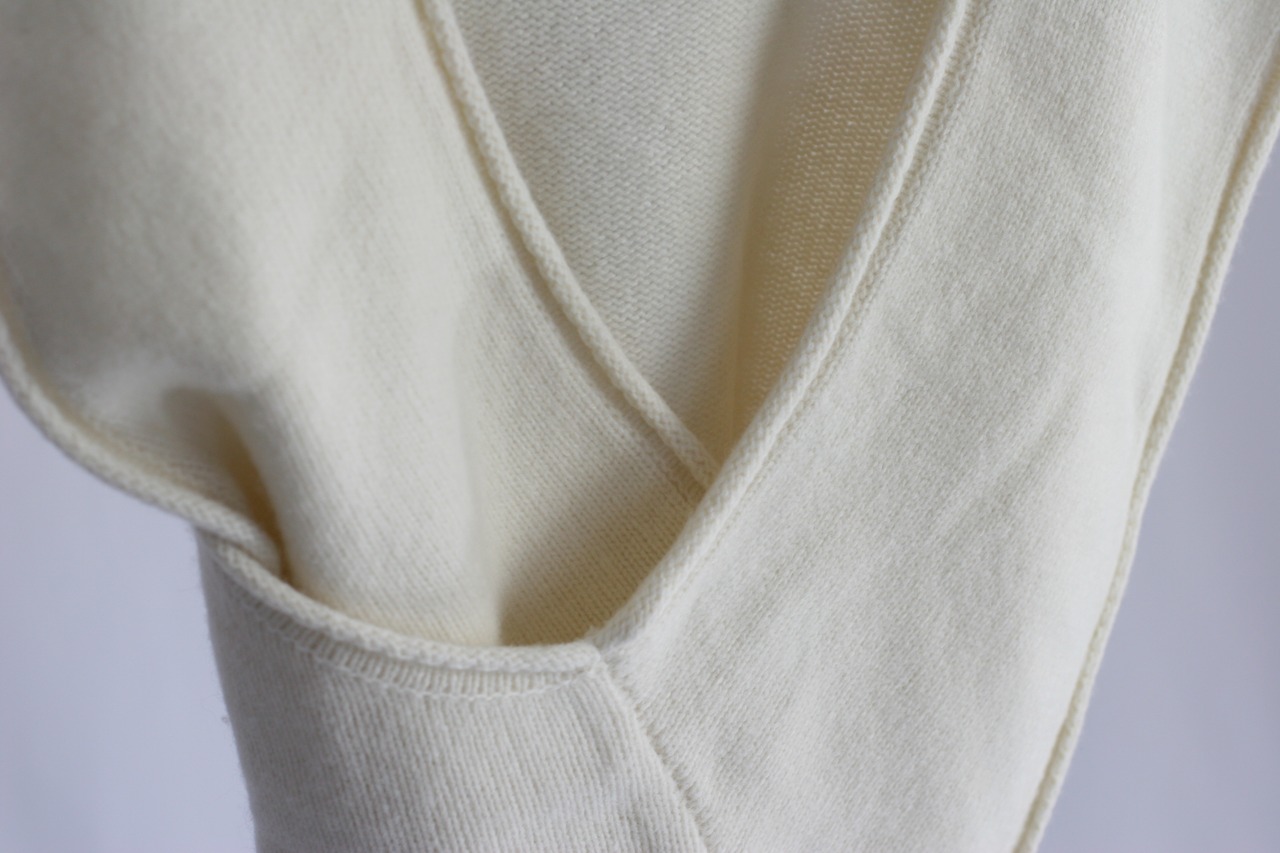 【Gauze#】Back cross knit vest（G1236）