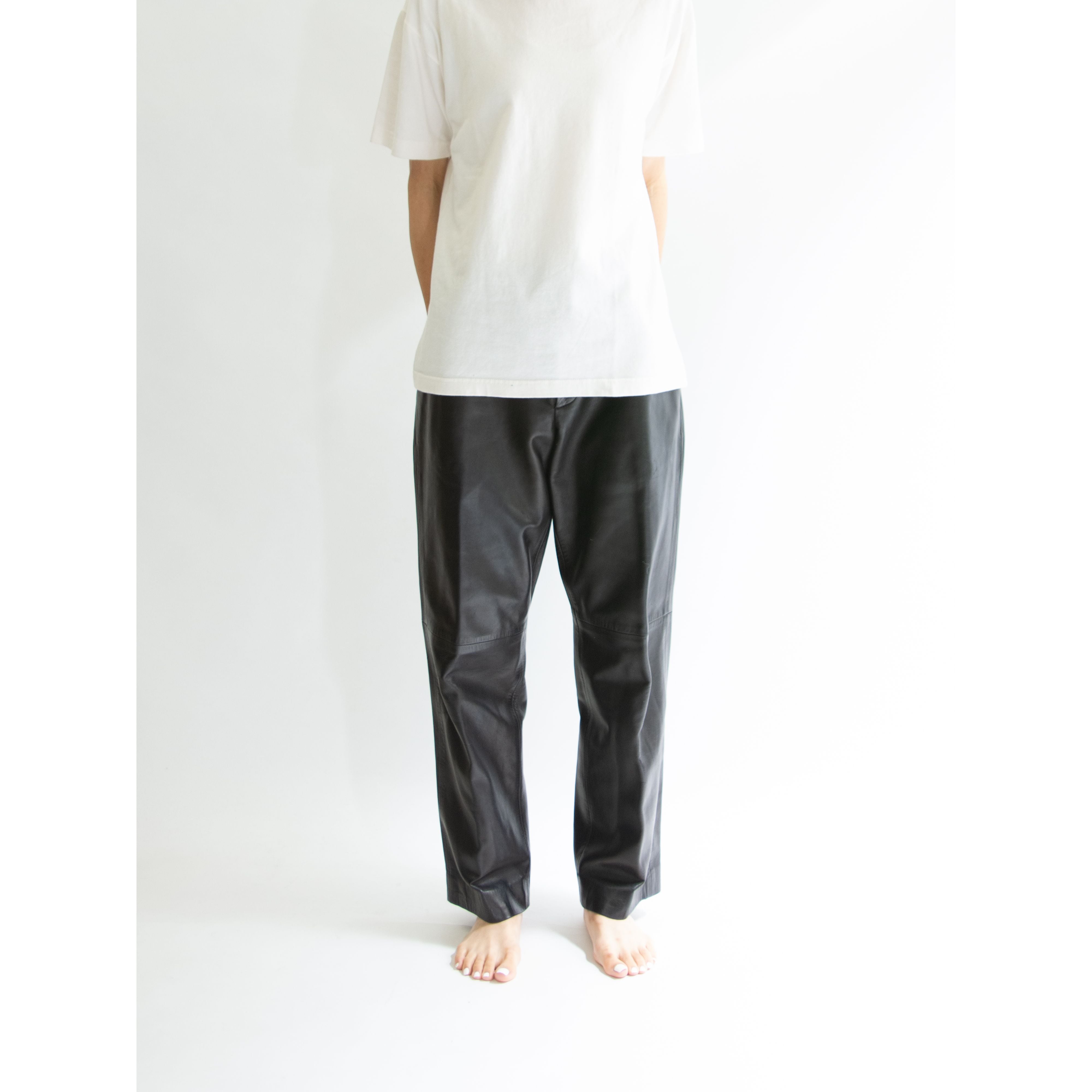 【LOEWE】Made in Spain lamb leather cropped pants（ロエベ スペイン製ラムレザークロップドパンツ ）11b