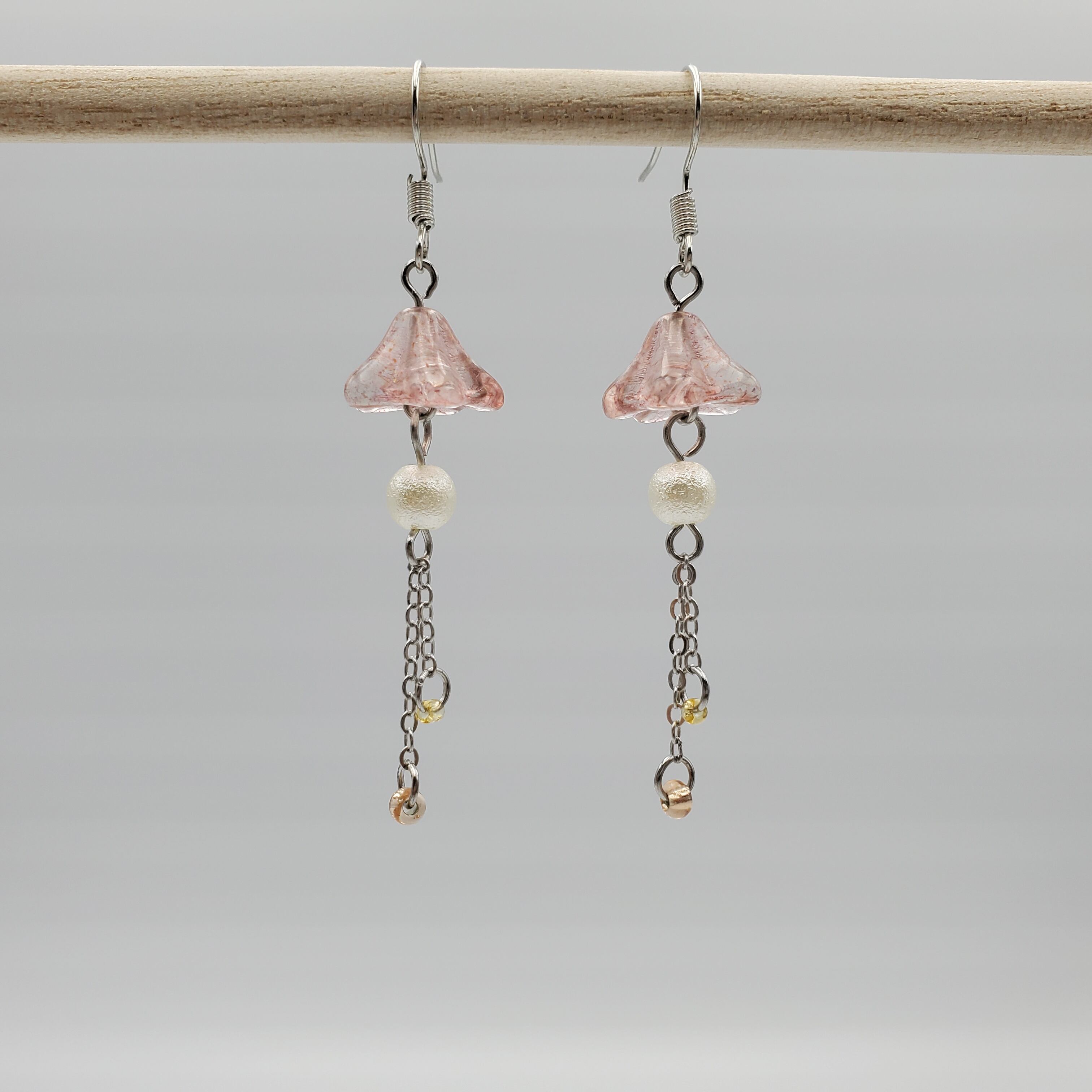 フラワーチェコビーズピアス -花海月- | LuceInfinita