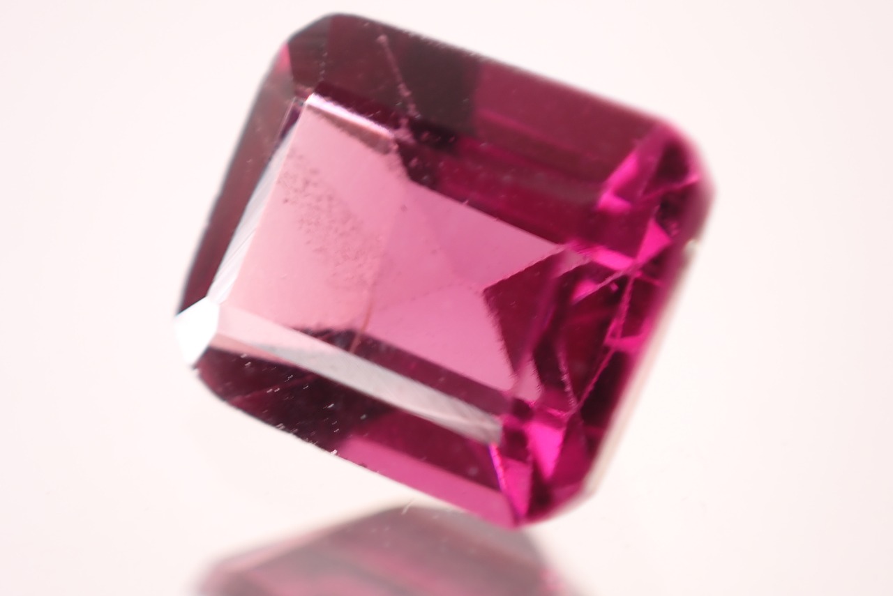 ロードライトガーネット　1.11ct　[D12-38]