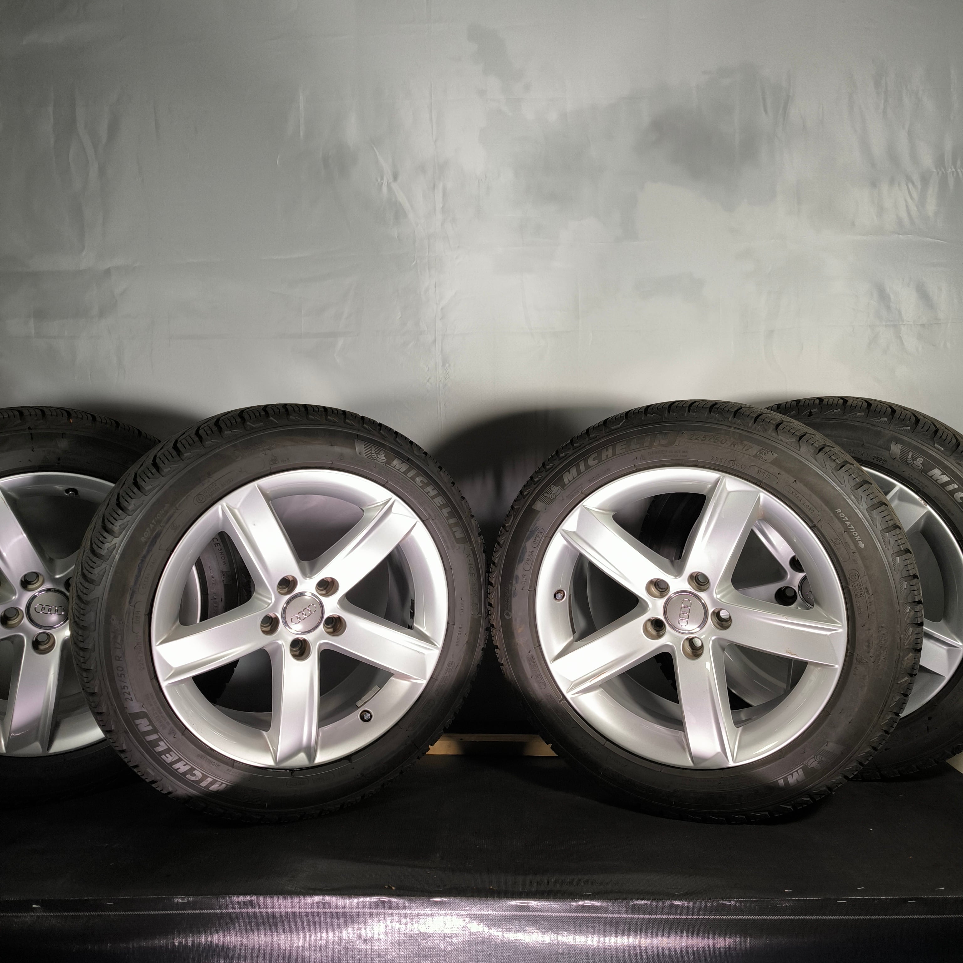 225/55R17 101T Continental VikingContact7 コンチネンタルバイキング