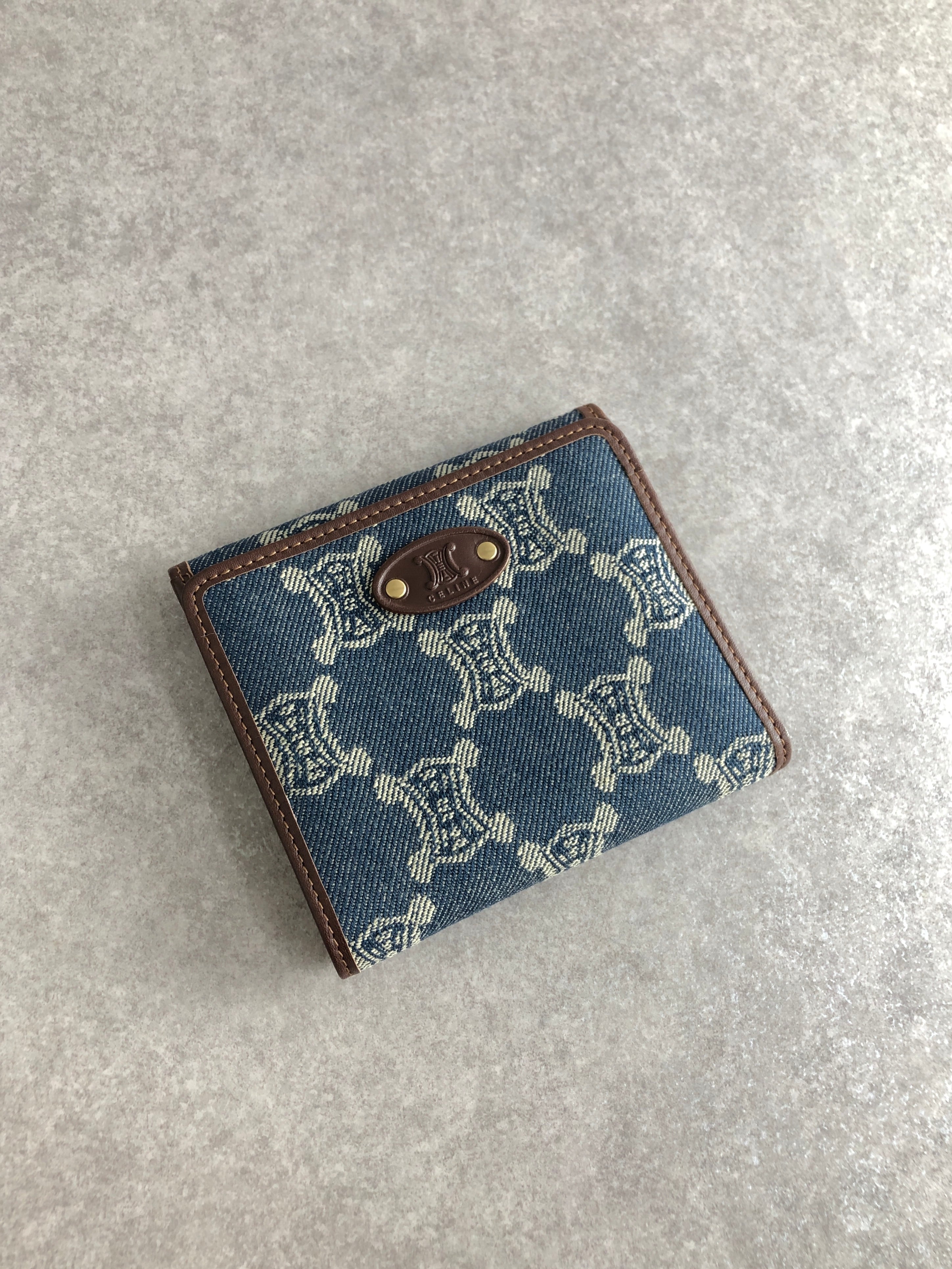 CELINE セリーヌ　財布　ヴィンテージ CELINE セリーヌ 財布 インディゴ トリオンフ ブラゾン型押し