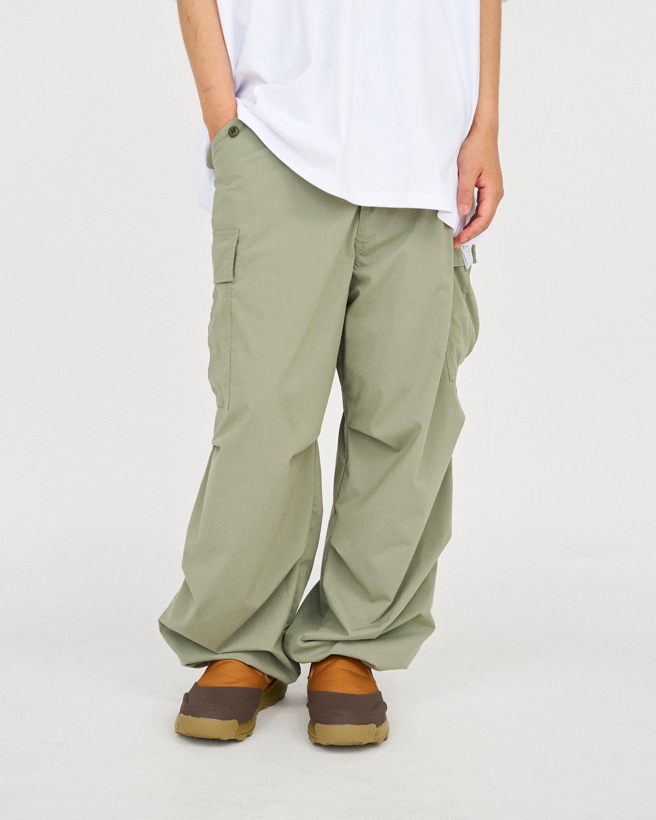 FreshService｜MICRO TYPEWRITER CARGO PANTS | 眠家オンラインストア