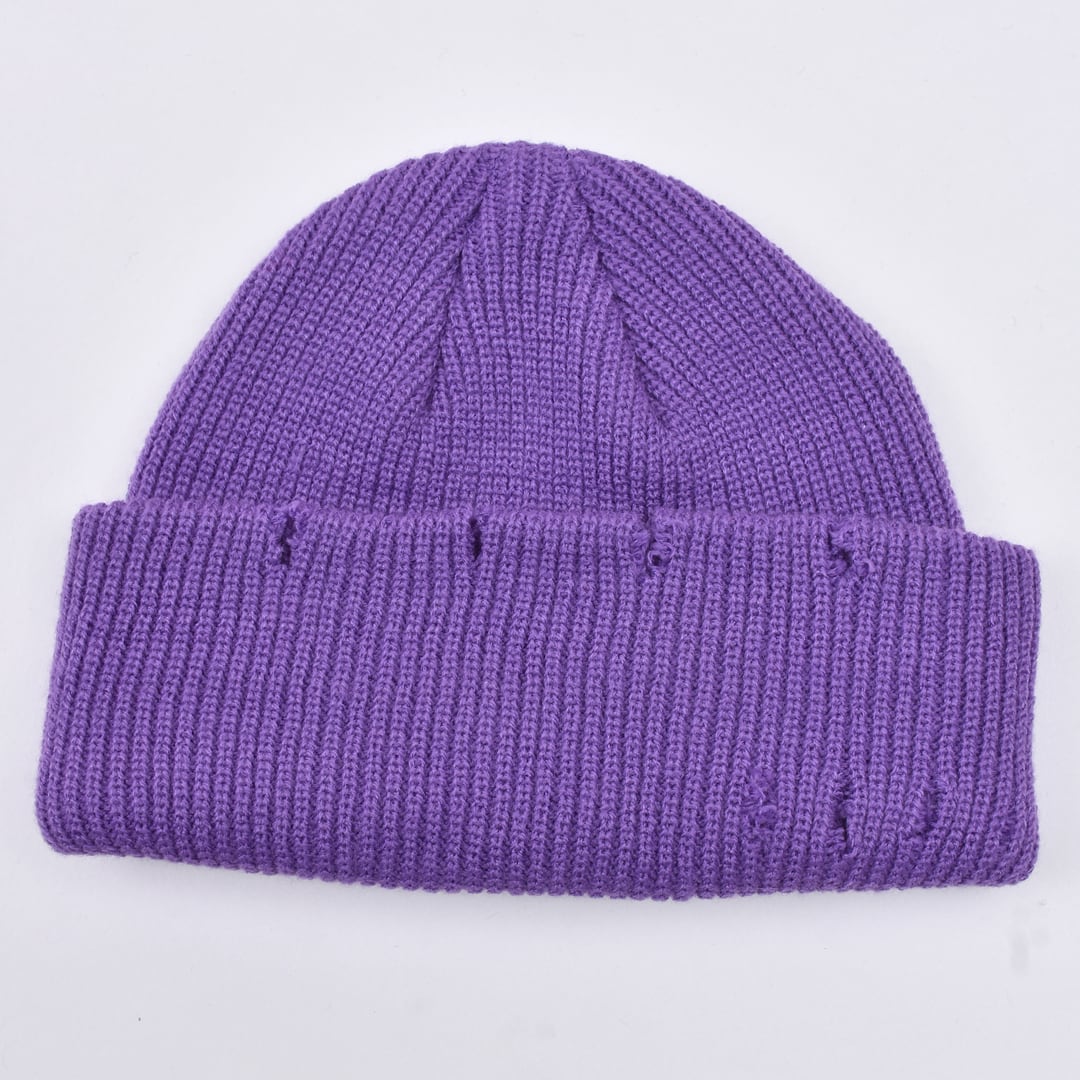 isecai ダメージ加工ニット帽 グレーとピンク isecai ダメージ加工ニット帽 グレーとピンク