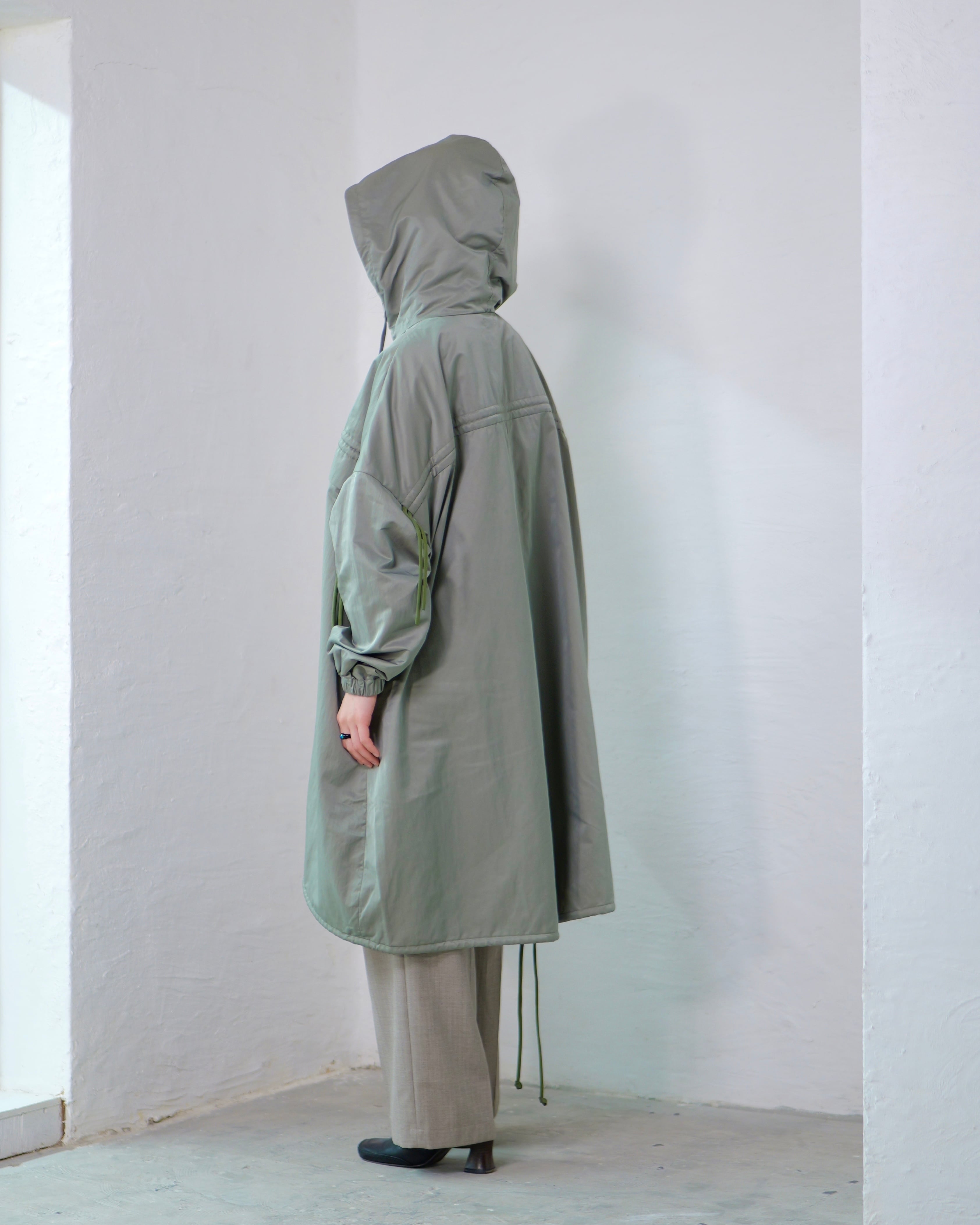 to-te - Drawstring Square Coat ：Slate Green｜撥水素材／微光沢