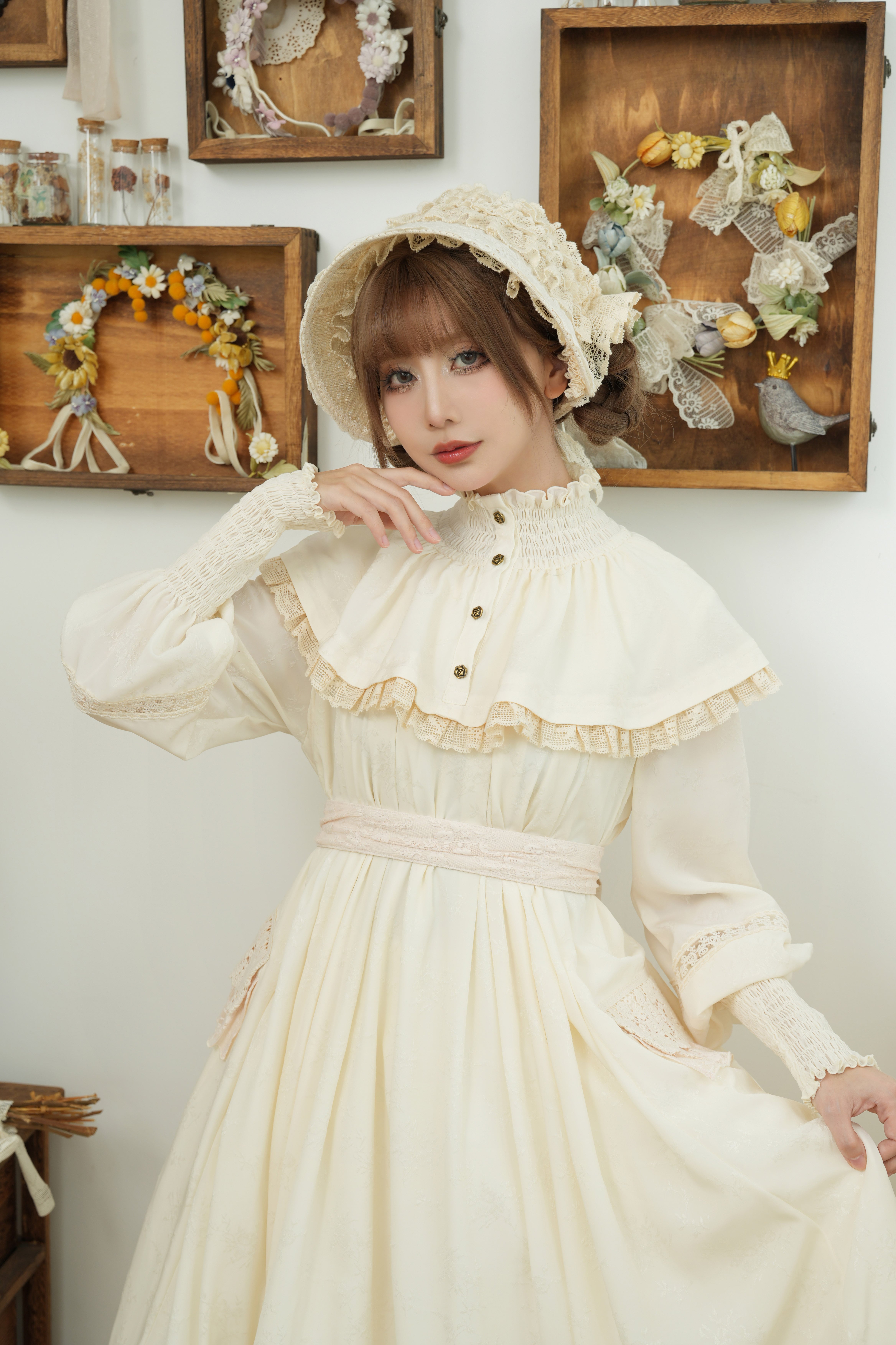 小夜啼鳥と薔薇 ラッフルカラーワンピース | HoshibakoWorks 小夜啼鳥と薔薇 ラッフルカラーワンピース | HoshibakoWorks