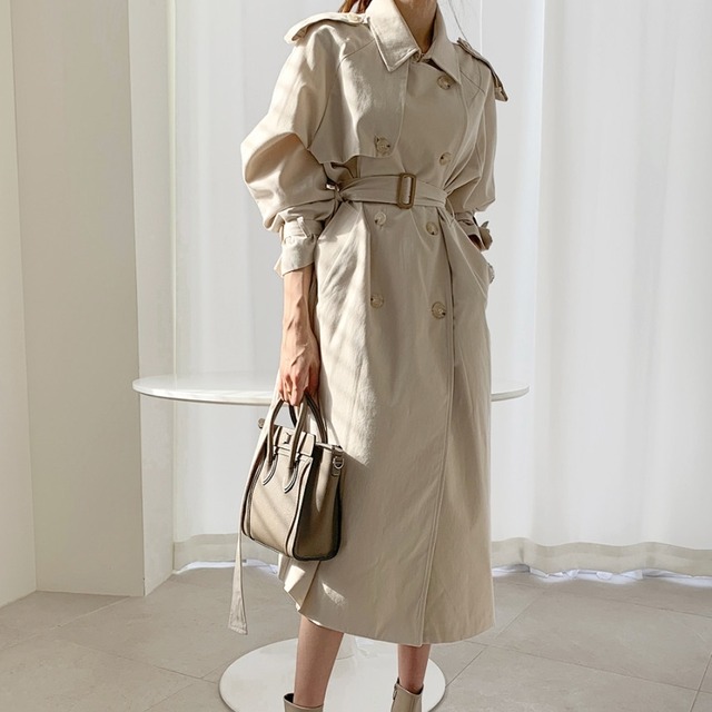 アウター レディース スプリングコート トレンチコート べっ甲ボタン ベルト付き バックル ロング丈 長袖 かわいい 大人可愛い レトロ きれいめ カジュアル 上品 おしゃれ お洒落 かっこいい ナチュラル こなれ感 フォーマル 主役級 存在感 オフィス キュート ガーリー 無地 春 秋 10代 20代 30代 ビジネス OL 通勤 学生 通学 デート お出かけ 女子会 休日 着回し 普段使い ファッション コーデ スタイル モテ 流行 インスタ映え 定番 S M ベージュ 送料無料