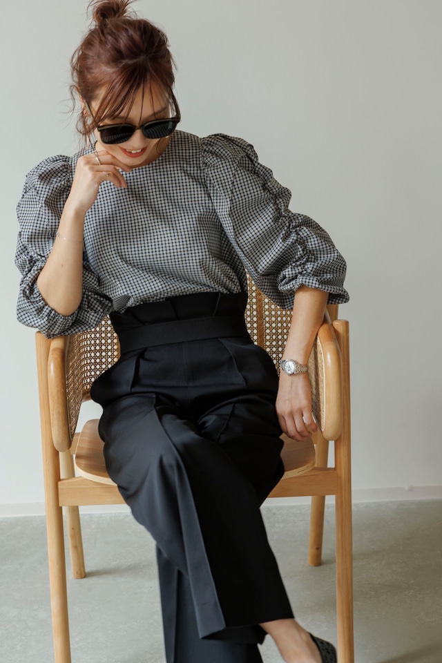 Frill pants