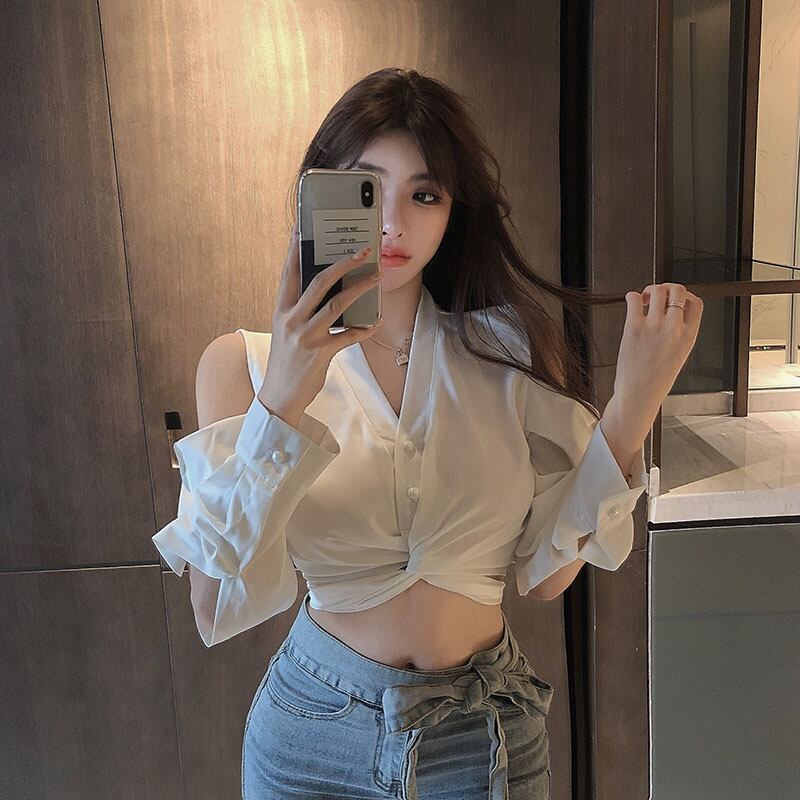 計画的なオフショルダーの白いシャツの女性の秋の長袖シャツ2020新しいデザインセンスニッチ包帯ショートトップ ブラックストロベリース61058337945