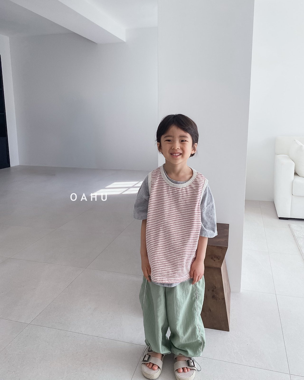 [OAHU] Kiddy Stripe Sleeveless / [오아후] 키디스트라이프나시