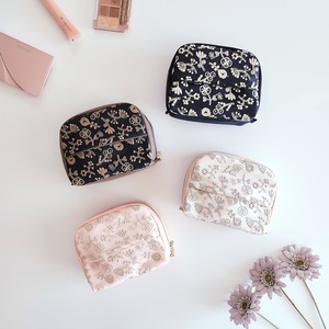 ミナペルホネン×check&stripeのコロンとマチ付きティッシュポーチ│field of flower