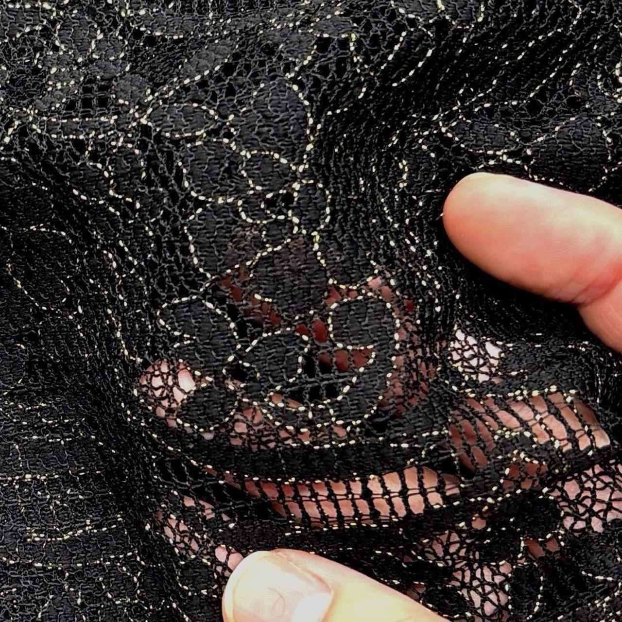 ★NY347◆4.7m◆金ラメレース生地◆花柄+柄物