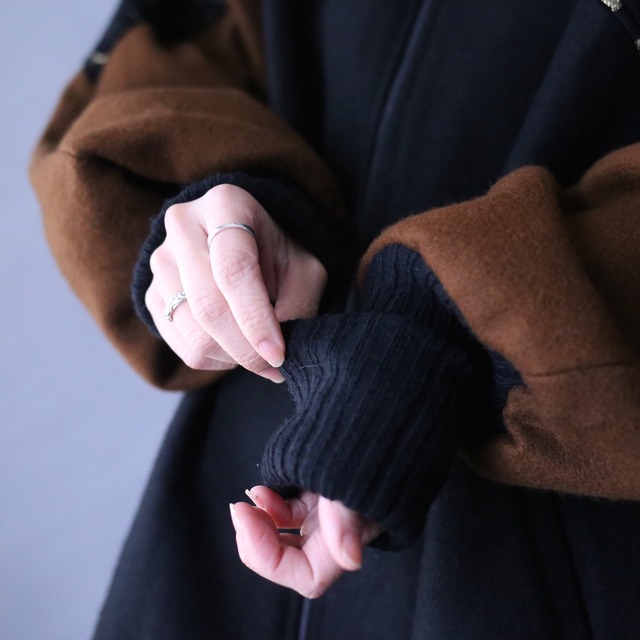 "刺繍" shoulder and switching design high-neck zip-up dolman sleeve wool coat