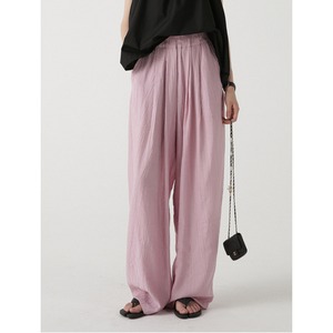 loose fitting pleated wide pants