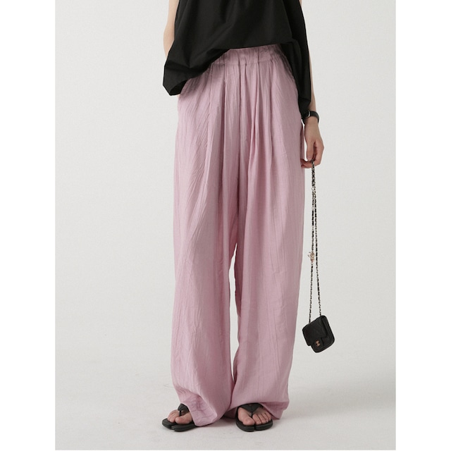 loose fitting pleated wide pants