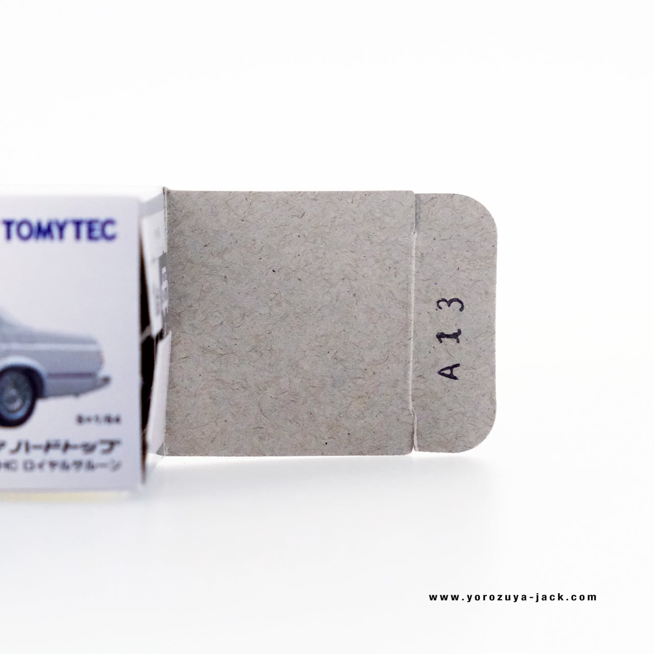 トミカリミテッドヴィンテージネオ LV-N78b トヨタ クラウン 4ドア