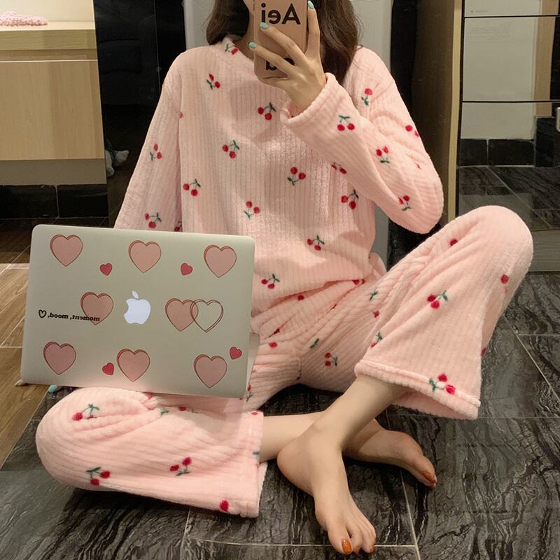 スタイルスプリングレッド 春物 試着室71079644535