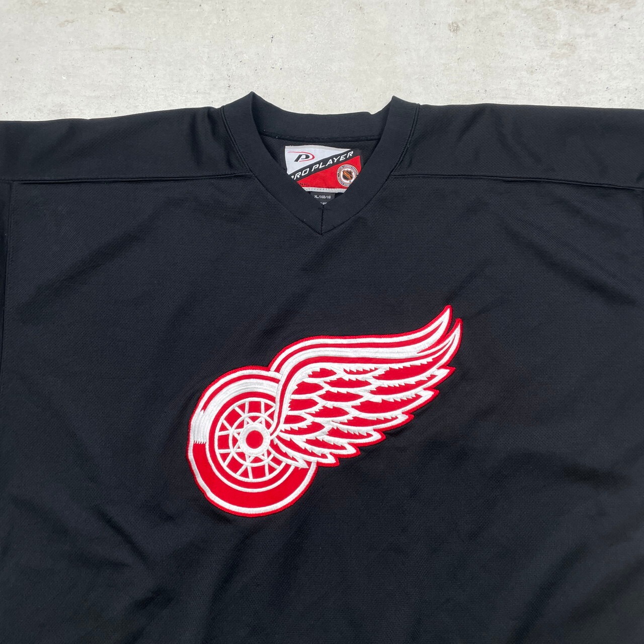 PRO PLAYER NHL DETROIT RED WINGS メッシュ ホッケーシャツ メンズXL 