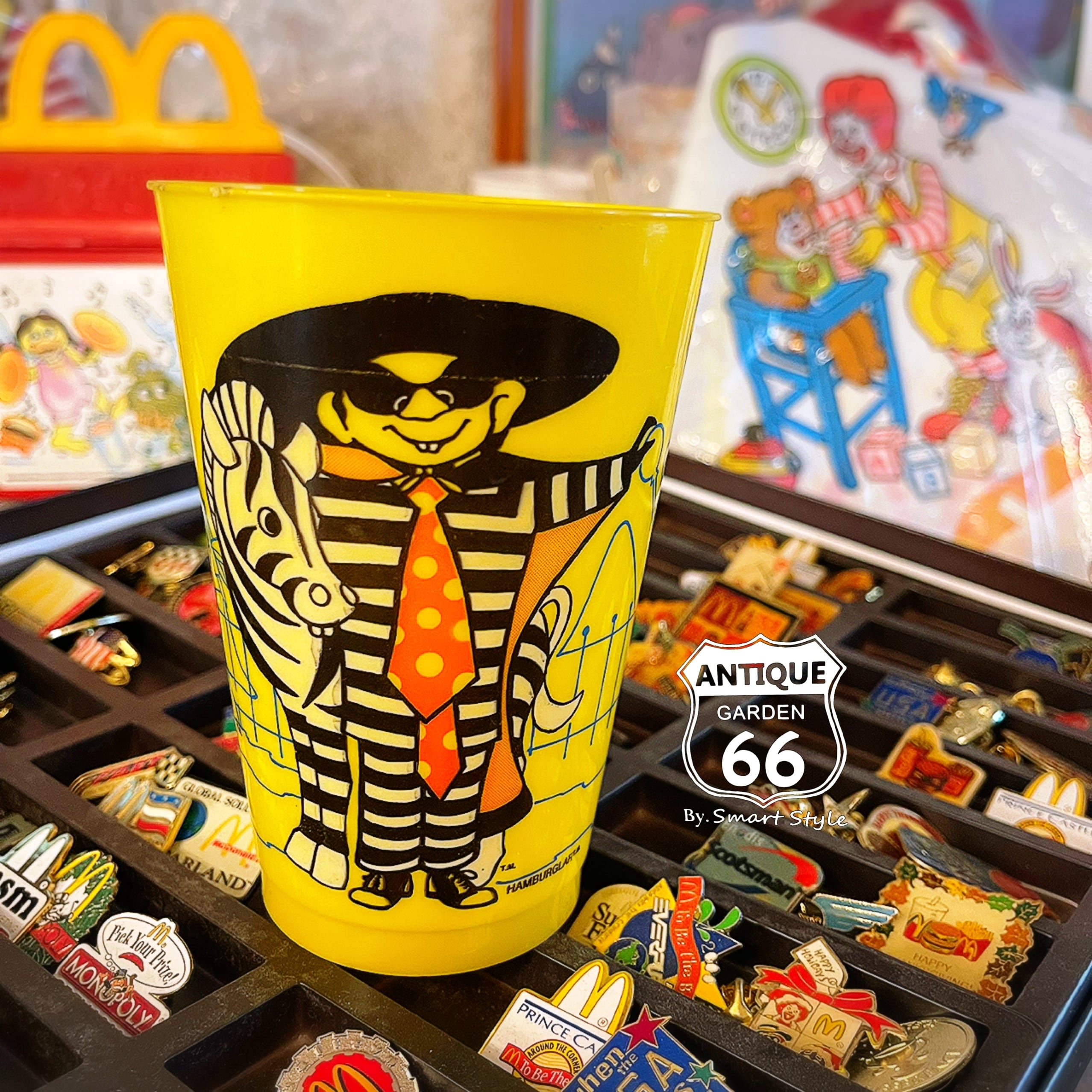 70's ハンバーグラー McDonald 1978's 黄色 プラスチックカップ 動物園 シリーズ コップ しまうま【M-015b-002】  Antique Style～【アンスタ】アメリカ買付けのヴィンテージ・アンティークのおみせ。
