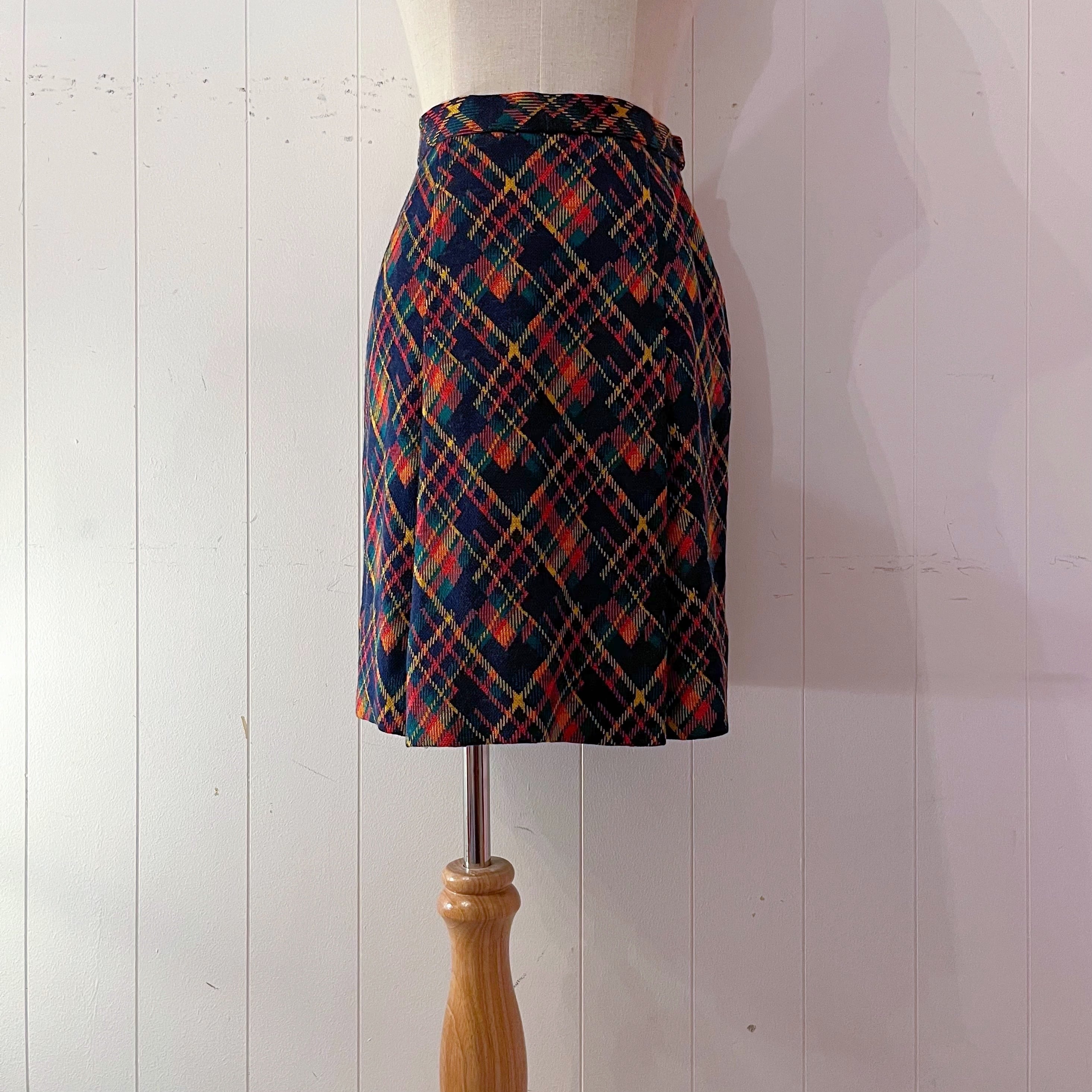 navy orange check mini tuck skirt
