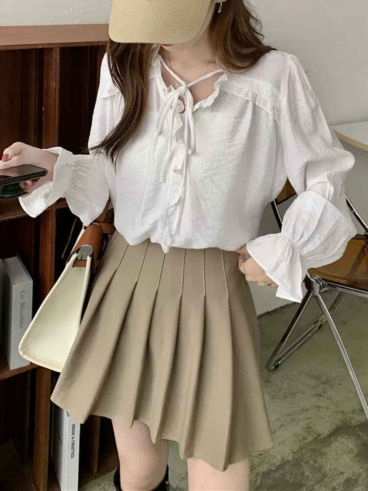 スタンドフリルブラウス 大人かわいいコーデ ナチュラル カジュアル リボン プチプラ 大きいサイズ 韓国 CH8316