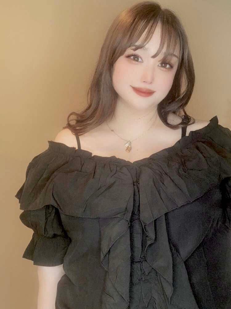 今季注目のオフショルダー 大人のオフショルナチュラル肌見せ お出かけ リゾート セクシー カジュアル 大きいサイズ 韓国 CH3791