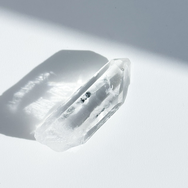 ゼッカ産クリアクォーツ ポイント 原石63 ◇ Clear Quartz ◇天然石・鉱物・パワーストーン