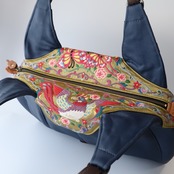 革　オリエンタルでゴージャスな手刺繡バッグ