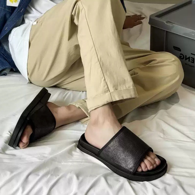 【予約販売】サンダル メンズ 靴 シック レザー ブラック 黒 ビーサン 韓国 夏 シンプル フラット ラバー お洒落 こなれ感 シック ビーチサンダル カジュアル 24cm/24.5cm/25cm/25.5cm/26cm/26.5cm/27cm