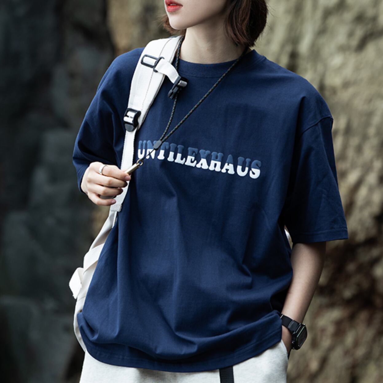 人気沸騰 韓国服 1点限り レディースロゴtシャツ Tシャツ 半袖 袖なし