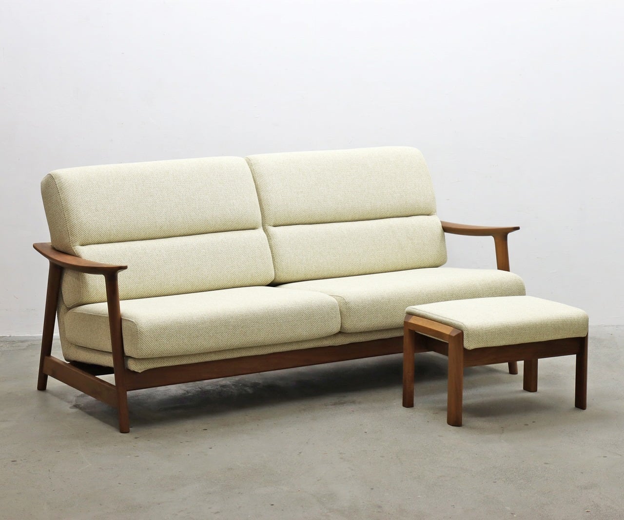 飛騨家具 Shirakwa シラカワ TWIN ツイン ウォールナット材 3P ソファ オットマンセット モダン 2.5P RHT18108