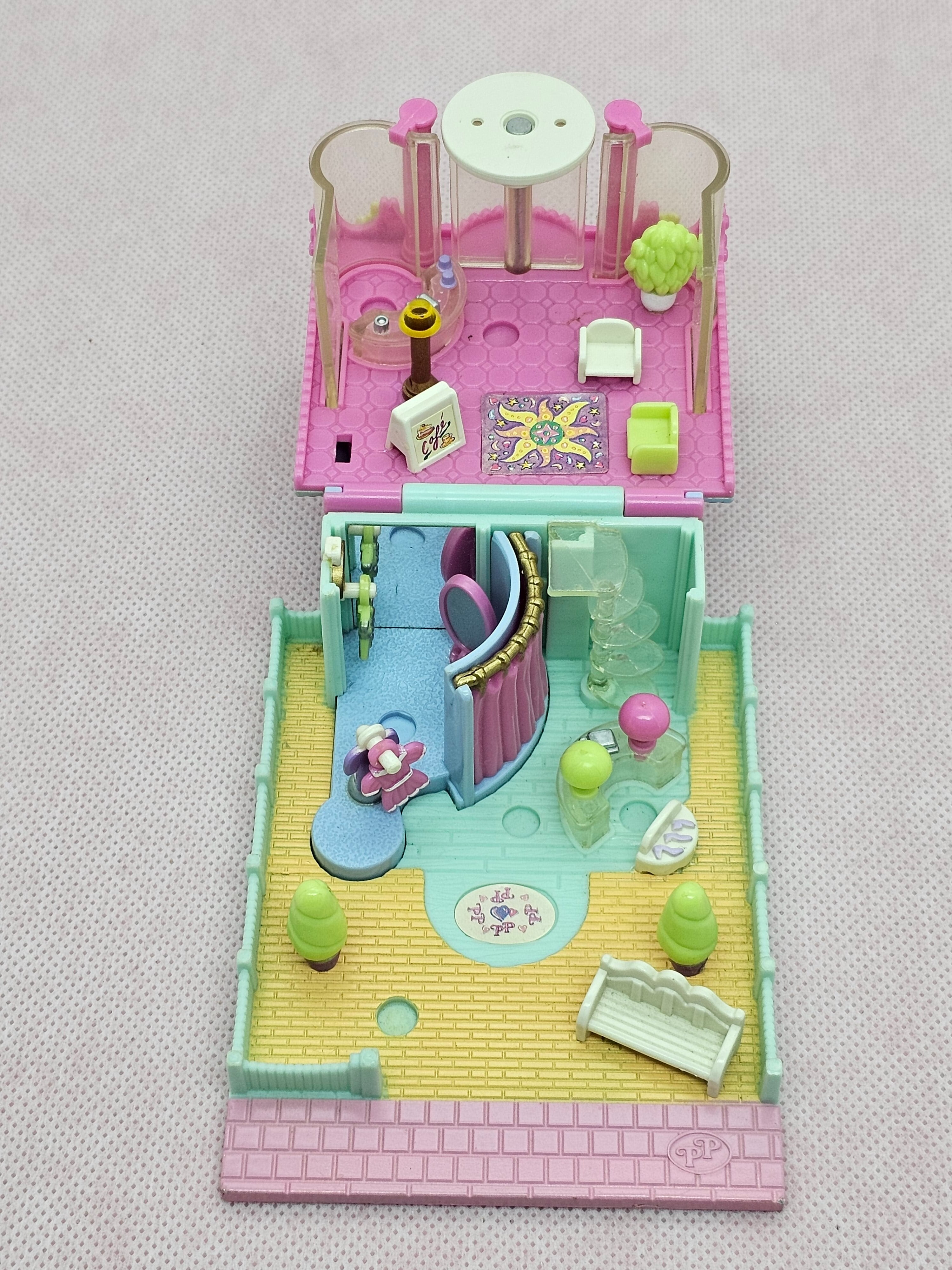 レア！　ドレスショップ　1995年