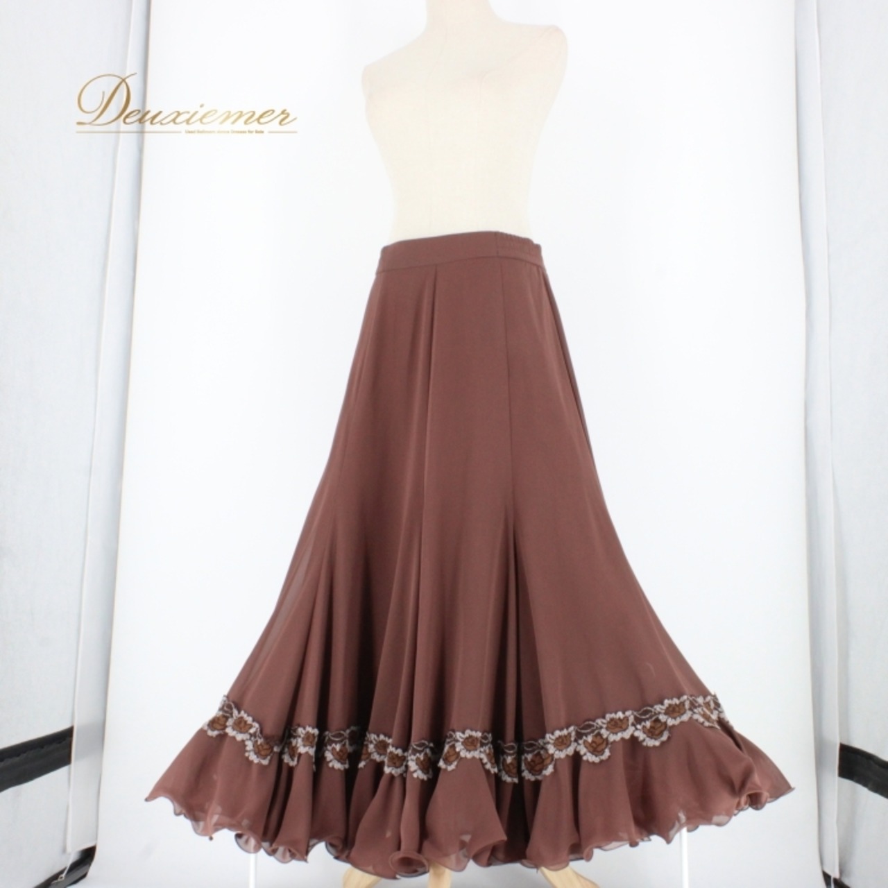 社交ダンス 衣装 スタンダード スカート レッスンウェア レディース ブラウン系 SEKINE セキネ 茶色 練習着 フェミニン かわいい エレガント フレア スカート おしゃれ 大人可愛い レッスン用 ダンス衣装 女性用 スポーツウェア ポリエステル素材 練習用 スタイリッシュ おおきめサイズ フォーマル ルーズフィット 動きやすい スタイリング 柔らかい 生地 着心地良い