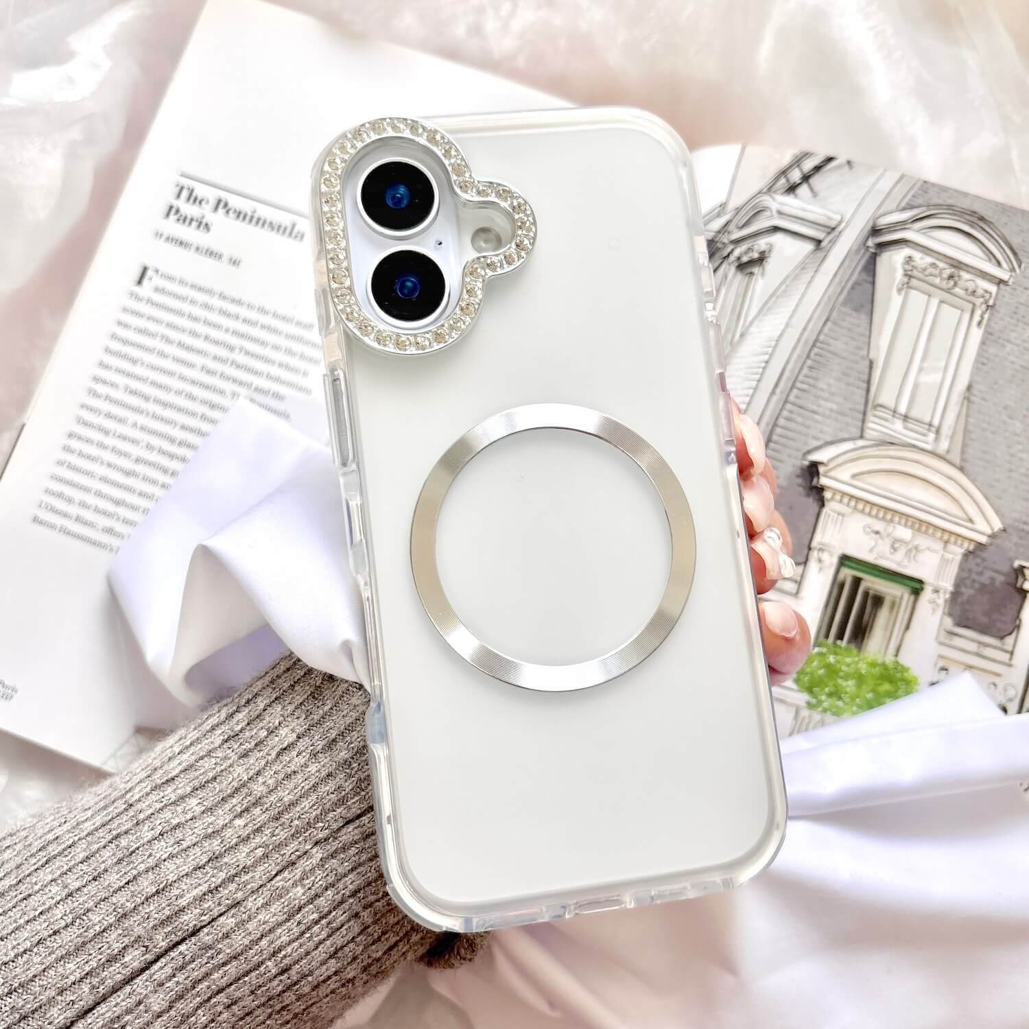 フロストクリア MagSafe iPhoneケース