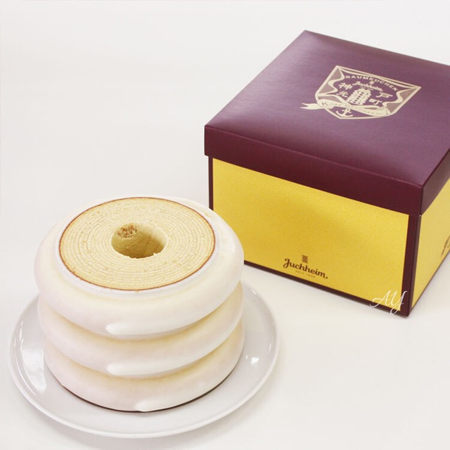 【送料無料】神戸元町本店限定　お菓子 ギフト ユーハイム　神戸元町本店オリジナルマイスターの手焼きバウム　お菓子 洋菓子 焼き菓子 人気 おしゃれ 個包装 出産内祝い 結婚内祝い 結婚祝い 出産祝い ブライダル ウエディング お披露目 挨拶 お礼yhm14