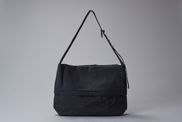 T/S TRANSFORM BAG M (BLACK)