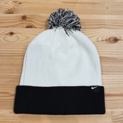 NIKE ヤンキース スタンダードカフ ポムビーニーキャップ