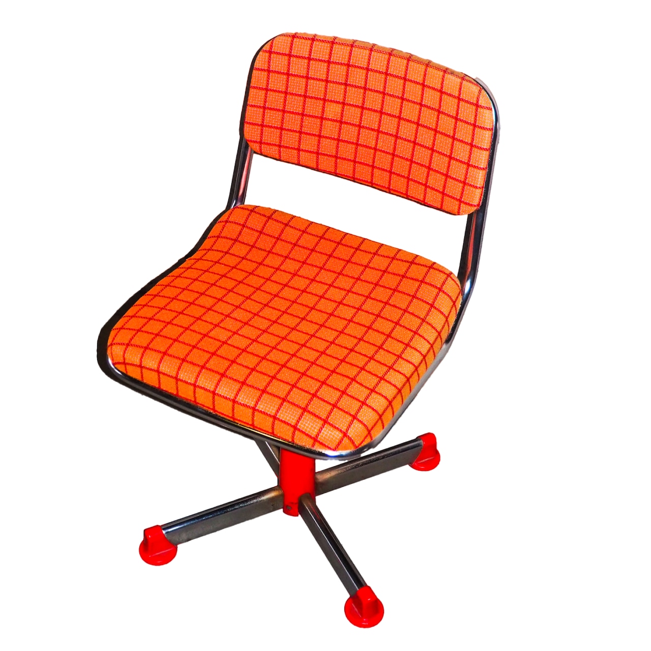 Height-adjustable check chair