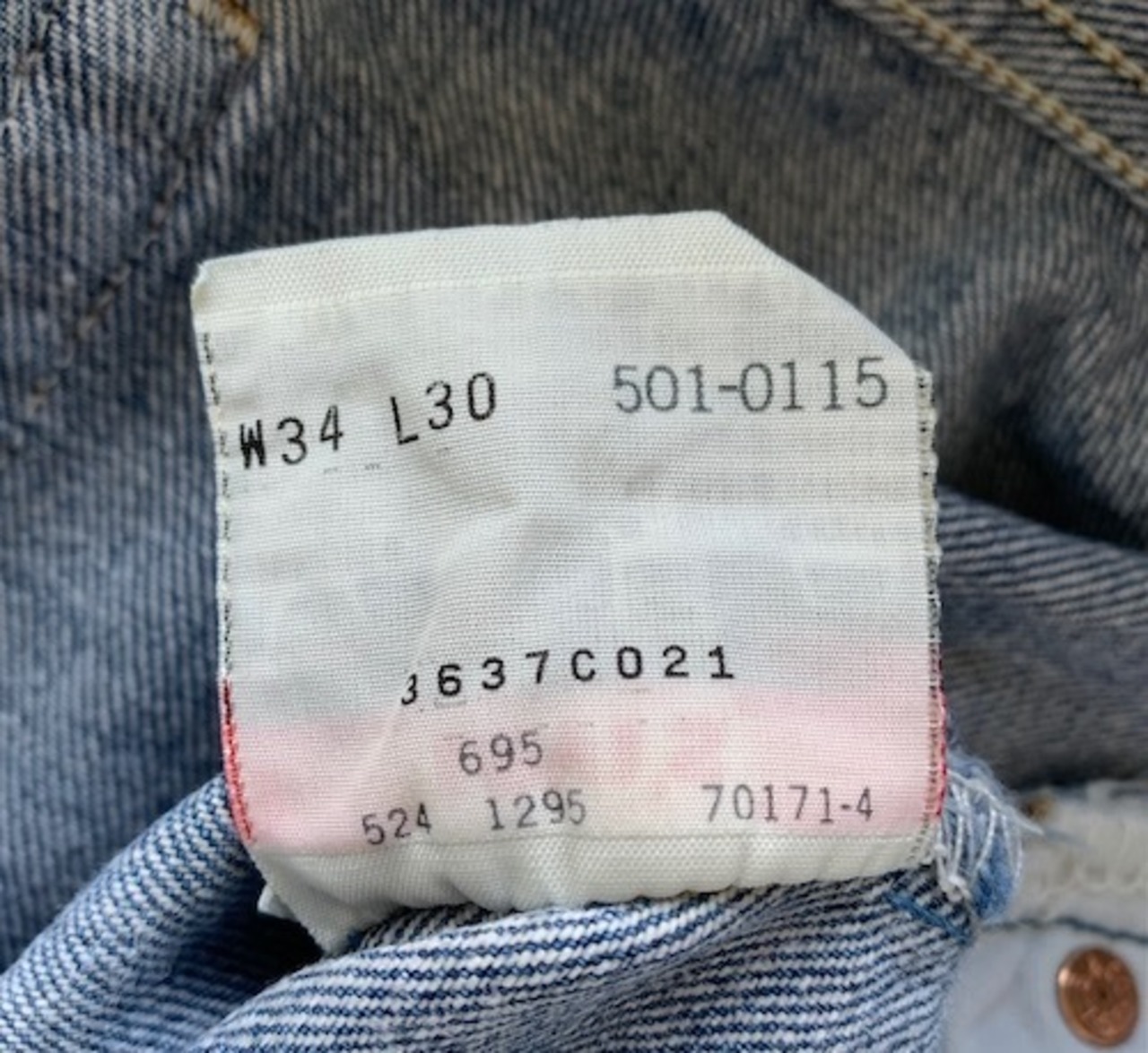 072リーバイス Levis501 レギュラー 古着 1995年米国製刻印524 W84cm(ぐるり）L65cm(股下） メンズ